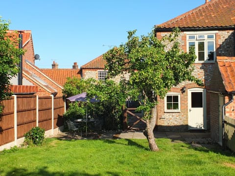 Beaconsfield Cottage House in North Norfolk District