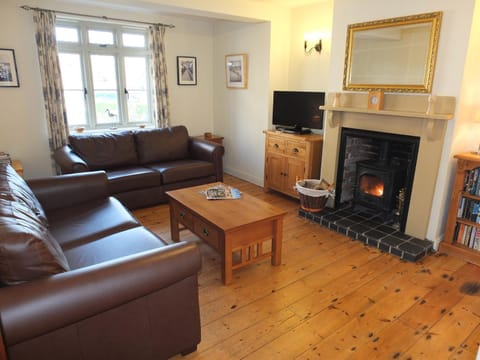 Beaconsfield Cottage House in North Norfolk District