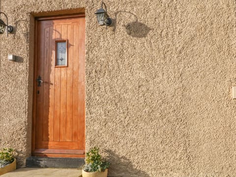 Brinks View Cottage House in High Peak District