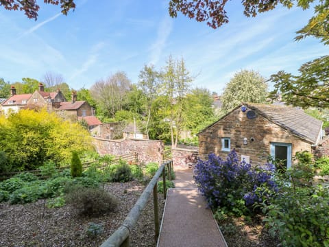 Vale Barn House in North East Derbyshire District