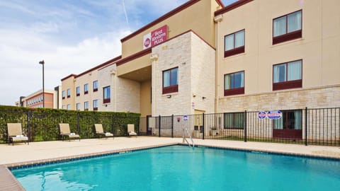 Best Western PLUS Austin Airport Inn & Suites Hotel in Montopolis