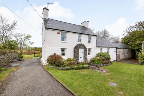 Cwm Farm Casa in Trearddur Bay