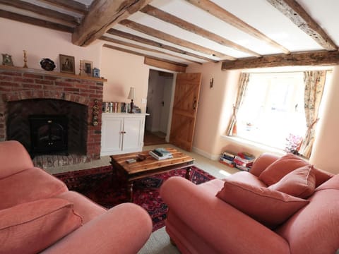 Just A Cottage, Newlands Farm House in Amber Valley