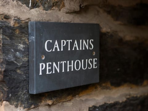 The Captain's Penthouse Condo in Porthmadog