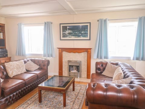 11 Pendarves House in England