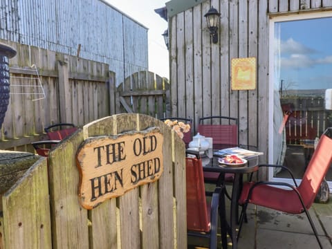The Old Hen Shed Maison in Keighley