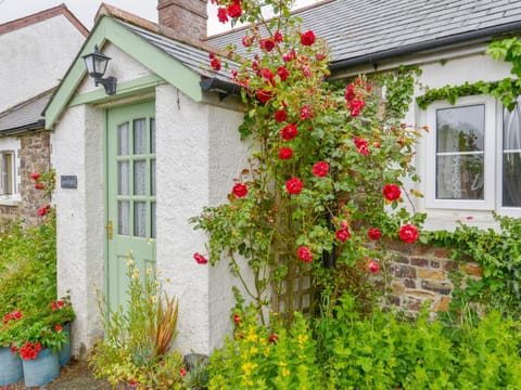 Goslings House in West Devon District