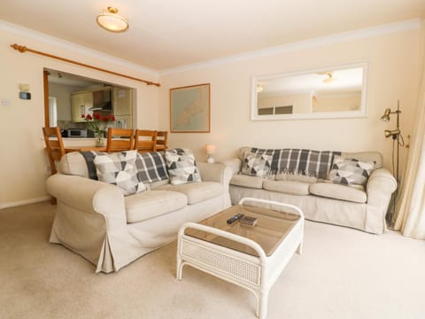 11 Min Y Mor House in Pwllheli