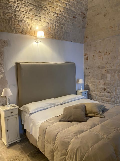 Trulli Antichi Mestieri - Widespread Trulli in the historic center Bed and Breakfast in Province of Taranto