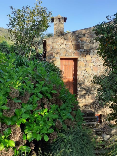 Casa do Tôjo e Rosmaninho House in Santarém District, Portugal