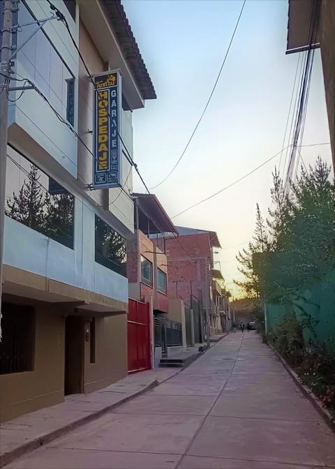 Property building, Facade/entrance, Decorative detail, Street view, Quiet street view