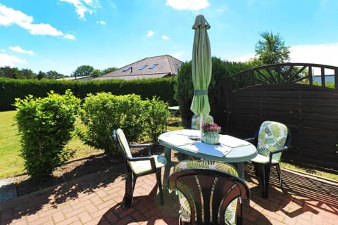 Garden, Dining area, Garden view