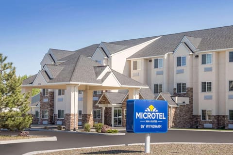 Microtel Inn & Suites by Wyndham Klamath Falls Hotel in Klamath Falls