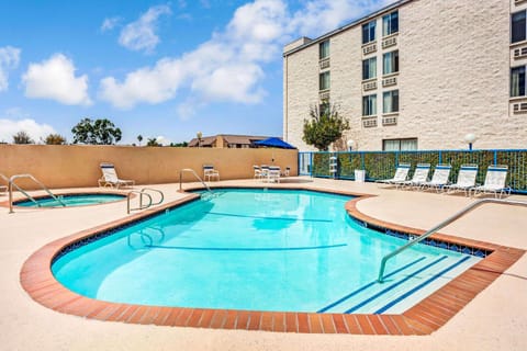 On site, Pool view, Swimming pool