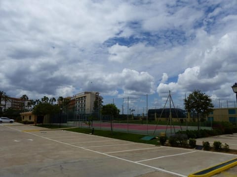 Tennis court