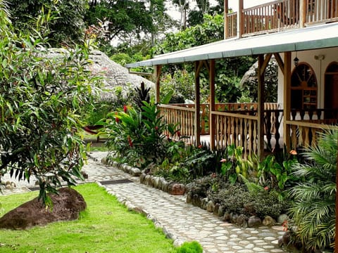 Patio, View (from property/room), Garden view, River view