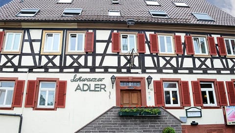 Landhotel Schwarzer Adler Hotel in Pforzheim