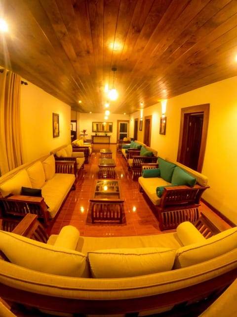 Hotel Grand Sun Inn Bed and Breakfast in Central Province