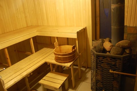 Sauna, On site