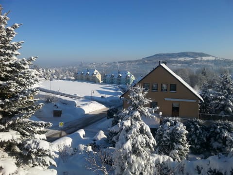 City view, Garden view, Mountain view