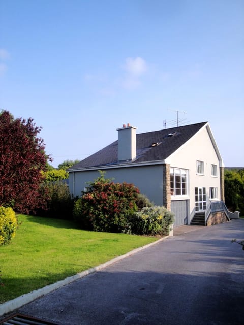 Ardrinane House Bed and Breakfast in County Kerry