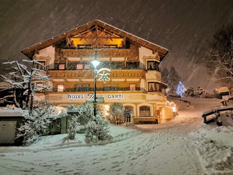 Property building, Facade/entrance, Winter