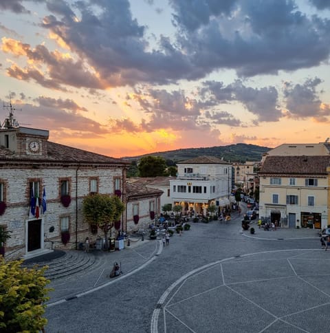 Viverenumana appartamenti la tua casa in centro a pochi passi dal mare Condo in Numana