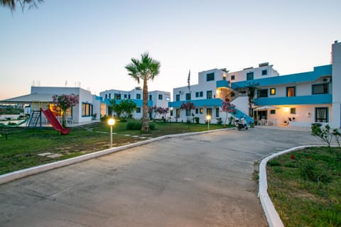 Anthia Apartments Apart-hotel in Marmari
