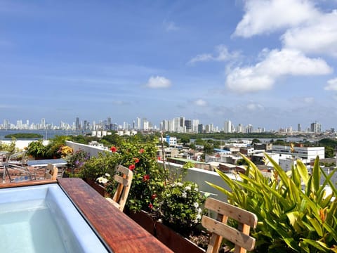 Balcony/Terrace, City view