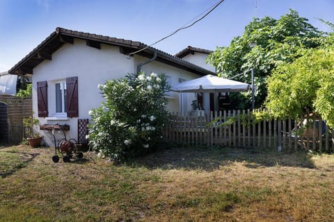 maisonpetitgasbiganos Haus in Biganos