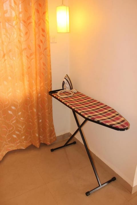 Cozy Candolim Apartment fully furnished for five adults Apartment in Candolim