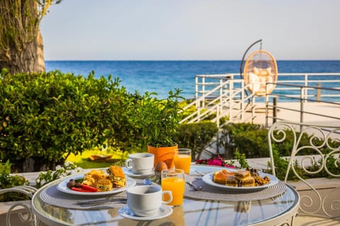 Sea view, Breakfast