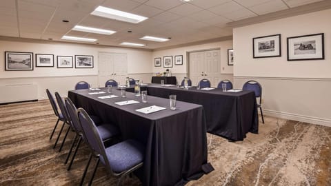 Meeting/conference room