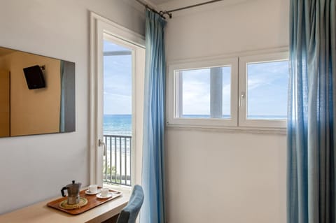 Bedroom, Sea view