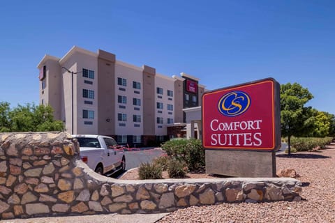Comfort Suites El Paso Airport Hotel in El Paso