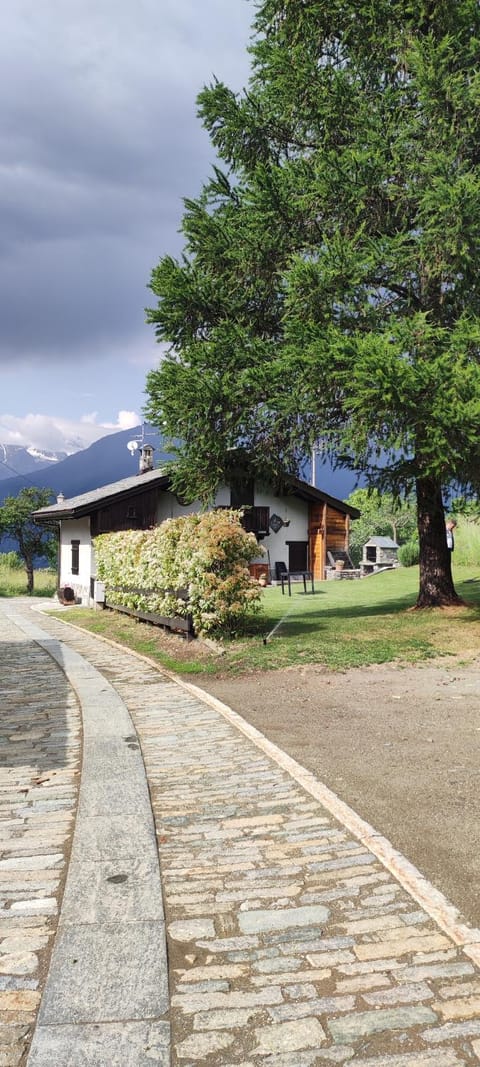 Maison Des Abeilles Vda Gressan n 0028 Apartment in Aosta Valley, Italy