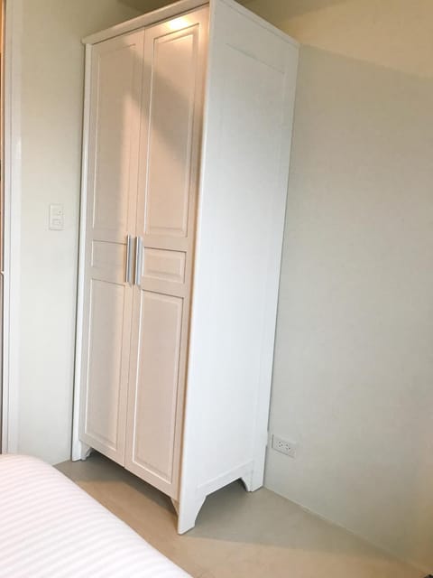 One Bedroom Apartment at Sundance Residences with Hi-Speed WiFi Condo in Cebu City