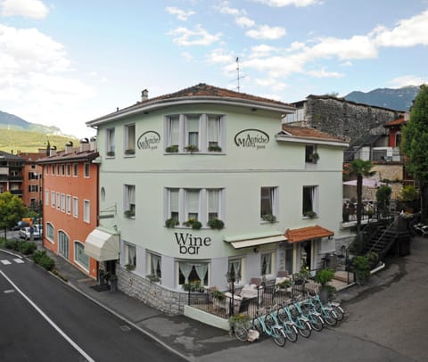 Property building, Neighbourhood, Street view