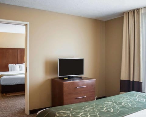 Comfort Suites Airport Hotel in Boise