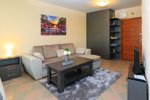 City Center Studio - River View Apartment in Plovdiv