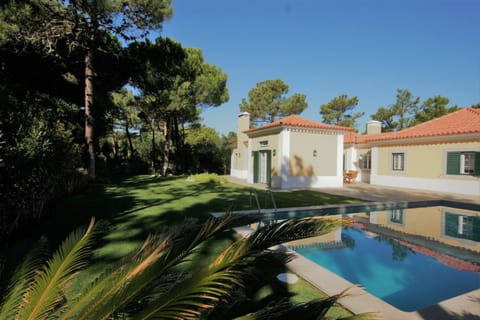 Luxury Private Villa with Pool - Cascais Villa in Cascais