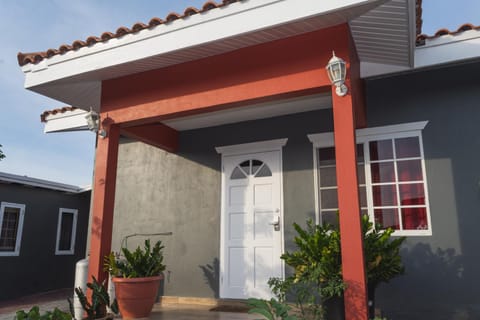 La Casita Torres Haus in Oranjestad