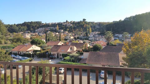 View (from property/room), Balcony/Terrace