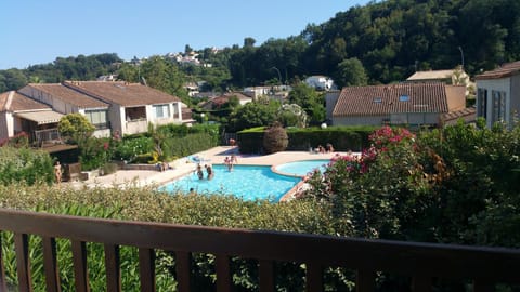 Balcony/Terrace, Pool view