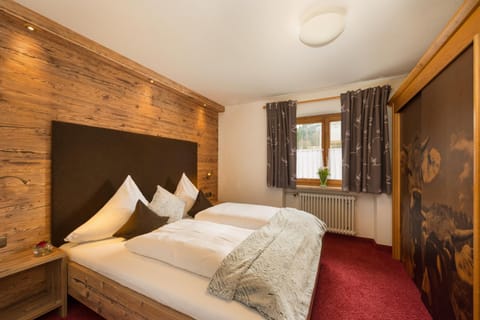 Brunnenhof Oberstdorf - Ferienwohnungen mit Hotel Service Apartamento in Oberstdorf