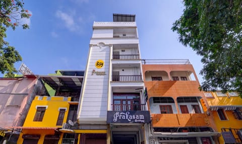 Itsy By Treebo - Prakasam Residency With Roadside View Hôtel in Puducherry