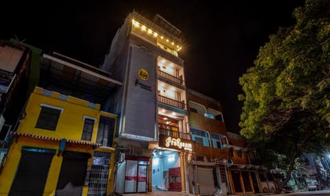 Itsy By Treebo - Prakasam Residency With Roadside View Hôtel in Puducherry