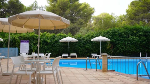 Pool view, sunbed