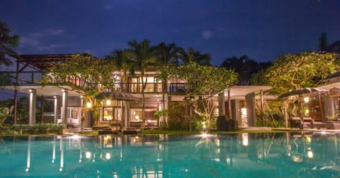 Floor plan, Swimming pool, Sunset