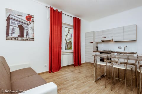 Facade/entrance, Bed, Kitchen or kitchenette, Living room